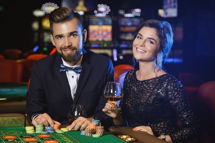 bosdolar app home screen showing Mobile Legends and live casino tables side by side